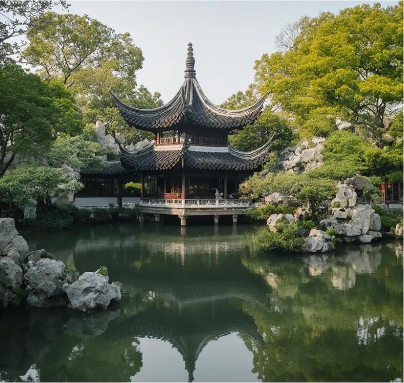 芦岛南票迷茫餐饮有限公司